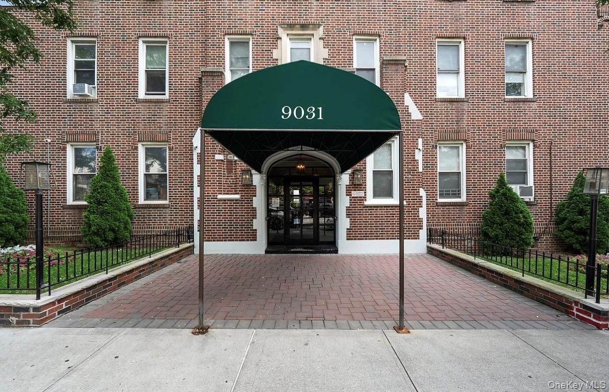 Property Photo:  9031 Fort Hamilton Parkway 5G  NY 11209 