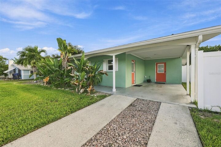 Property Photo:  4103 52nd Street Court W  FL 34209 