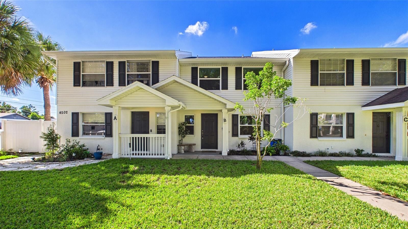 Property Photo: 4202 W North B Street B FL 33609