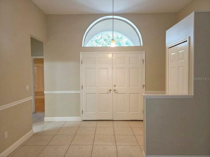 Property Photo:  9403 Larkbunting Drive  FL 33647 
