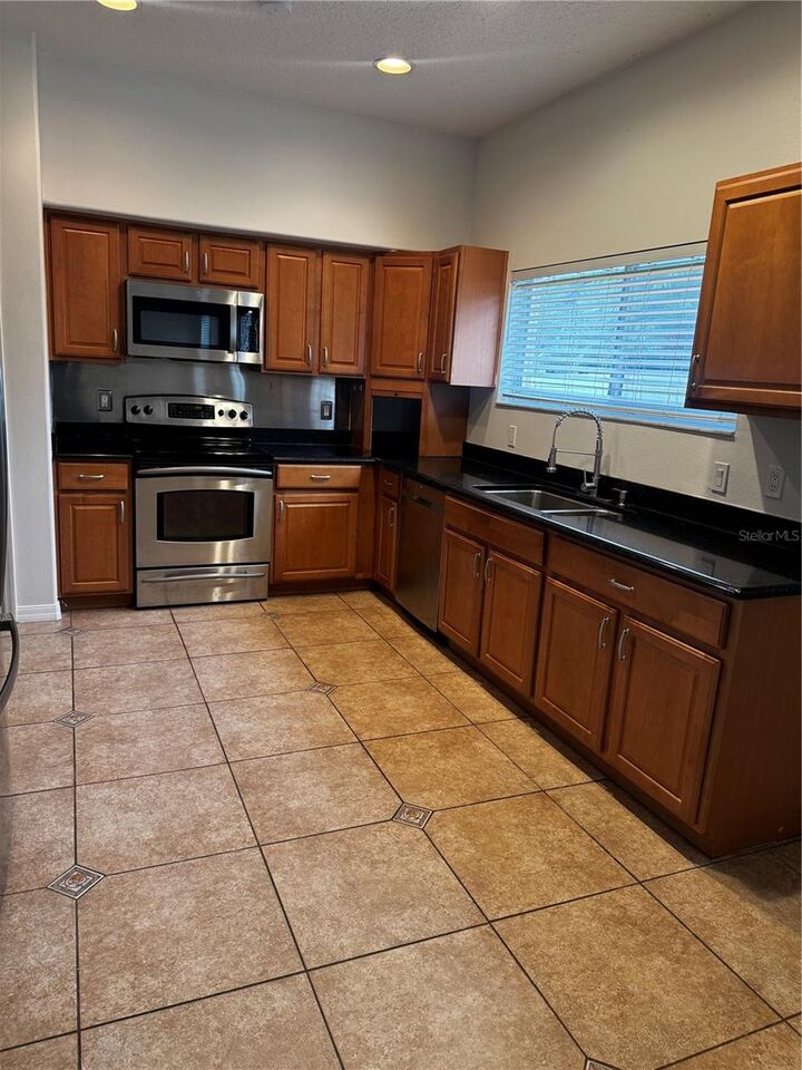 Property Photo: 2742 Dover Glen Circle FL 32828