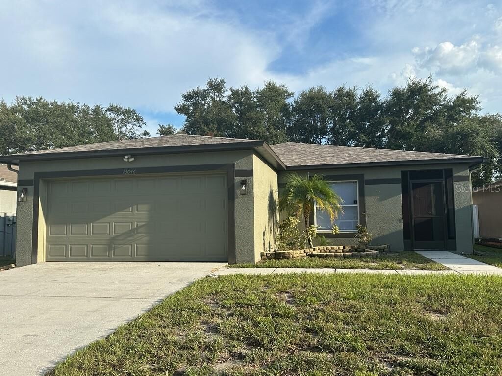 Property Photo:  13646 Tramore Drive  FL 33556 