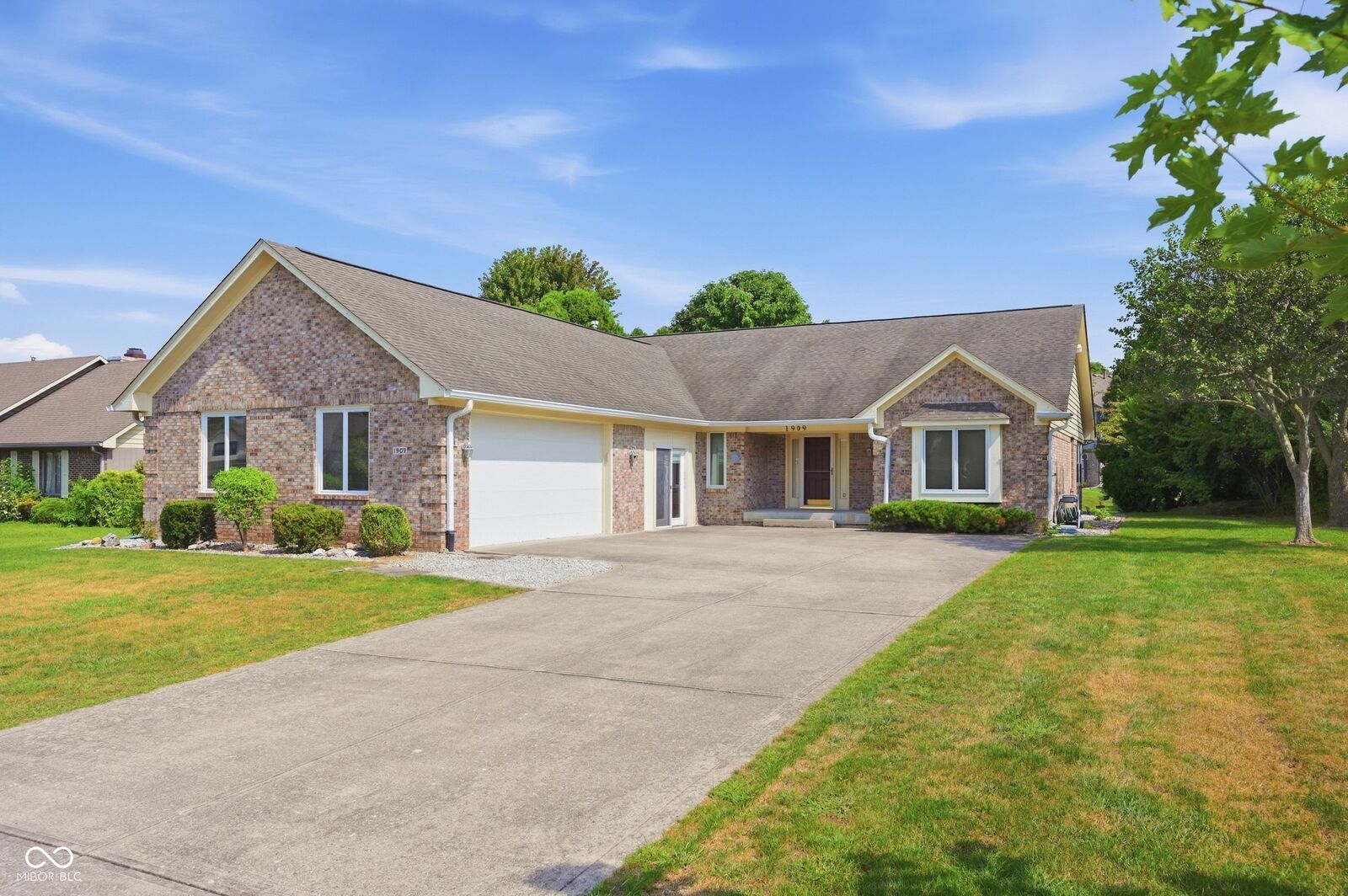 Property Photo: 1909 Lakeside Lane IN 46229