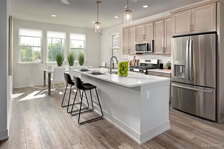 Property Photo: 2152 Evergreen Lane 55 MI 48103 9197