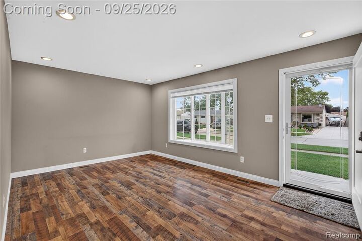 Property Photo: 27635 Weddel Avenue MI 48183 5915