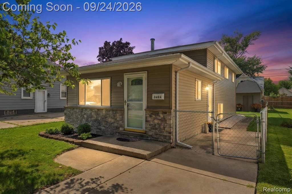 Property Photo:  3404 15th Street  MI 48192 6100 
