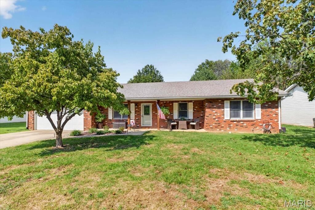 Property Photo:  509 Thistle Lane  IL 62226 