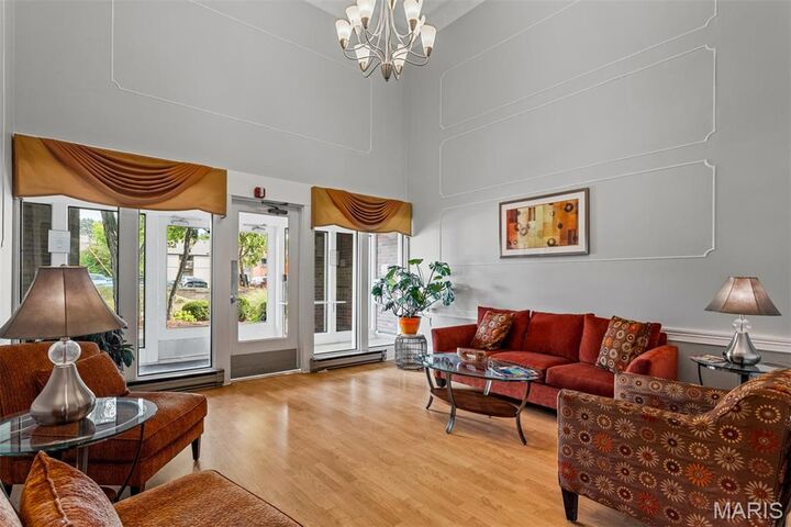 Property Photo: 585 Coeur De Royale Drive 306 MO 63141