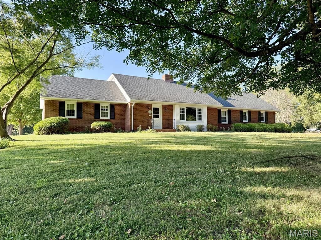 Property Photo: 27976 Highway Ww MO 63336