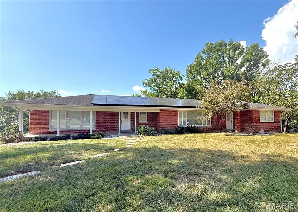 Property Photo:  1 Saint Anthony Drive  MO 63376 