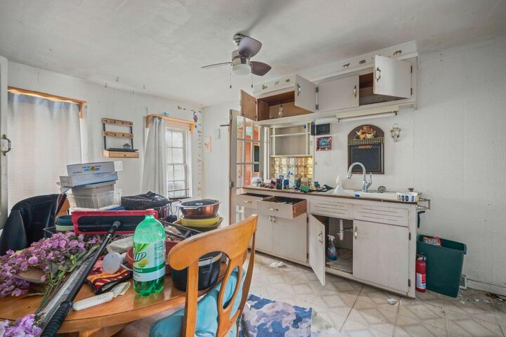 Property Photo: 8738 W Fond Du Lac Ave WI 53225