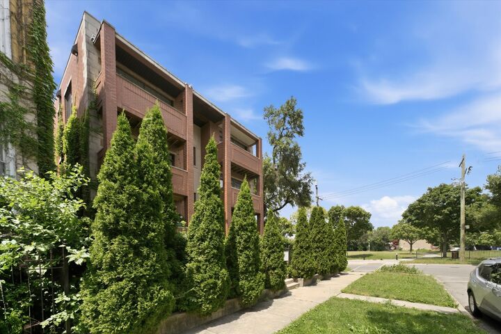 Property Photo:  6500 S Minerva Avenue 3N  IL 60637 