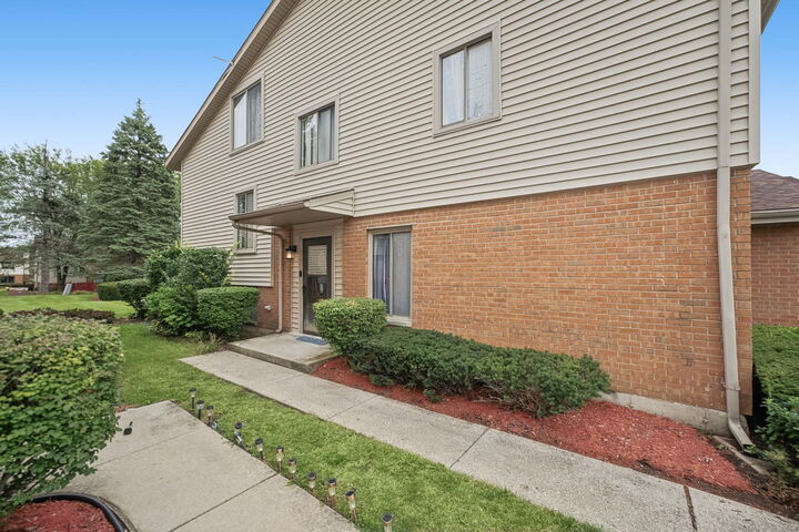 Property Photo:  18584 Meadow Lane  IL 60429 