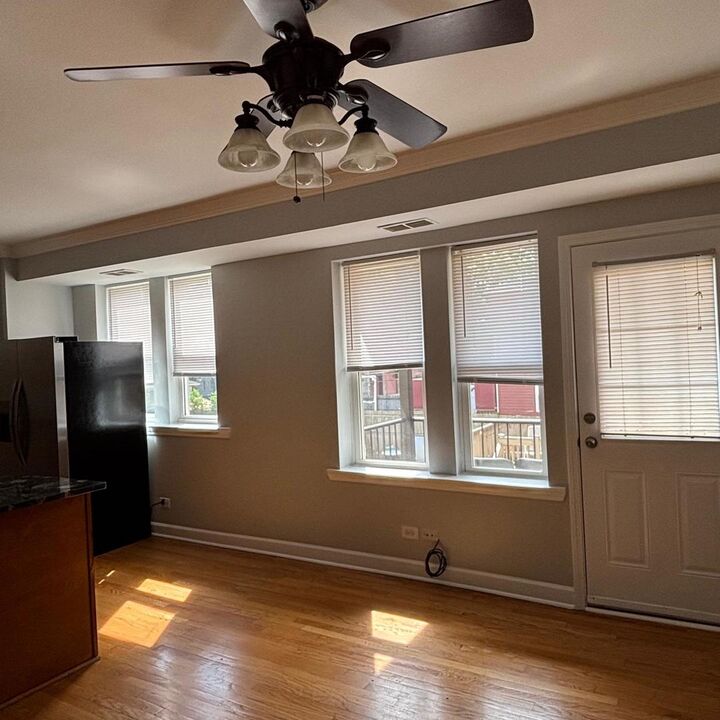 Property Photo:  6309 N Albany Avenue 1A  IL 60659 