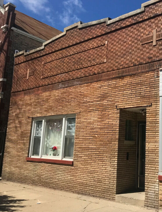 Property Photo: 3000 W 41st Street IL 60632