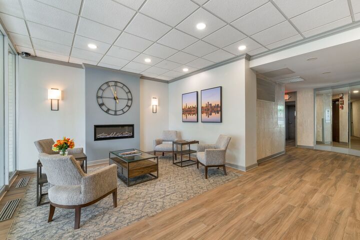 Property Photo: 141 N La Grange Road 1003 IL 60525