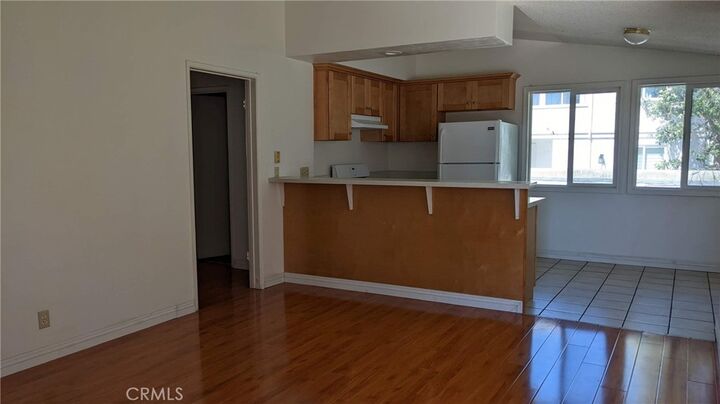 Property Photo:  208 N Catalina  CA 90277 
