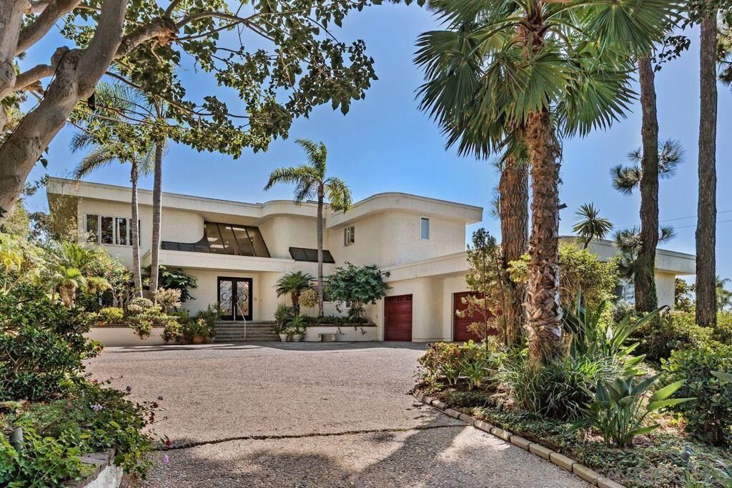 Property Photo: 4433 Vista De La Tierra CA 92014