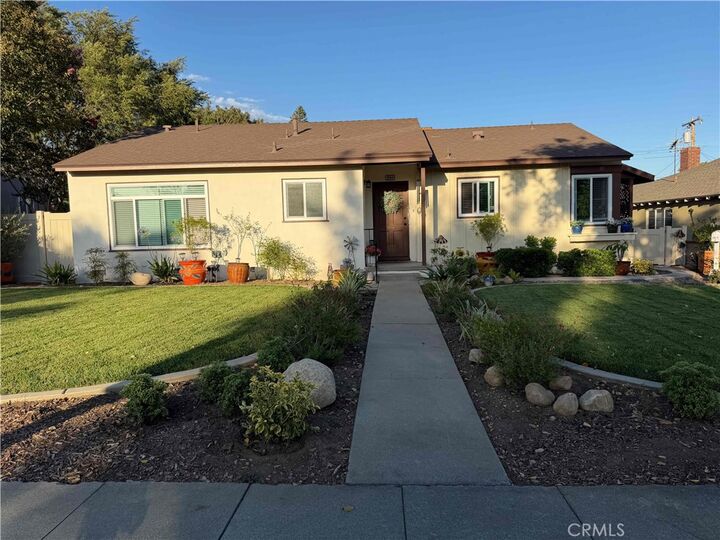 Property Photo:  904 N 2nd Avenue  CA 91786 