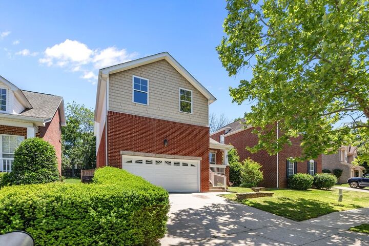 Property Photo: 7020 Bridgeport Dr TN 37221