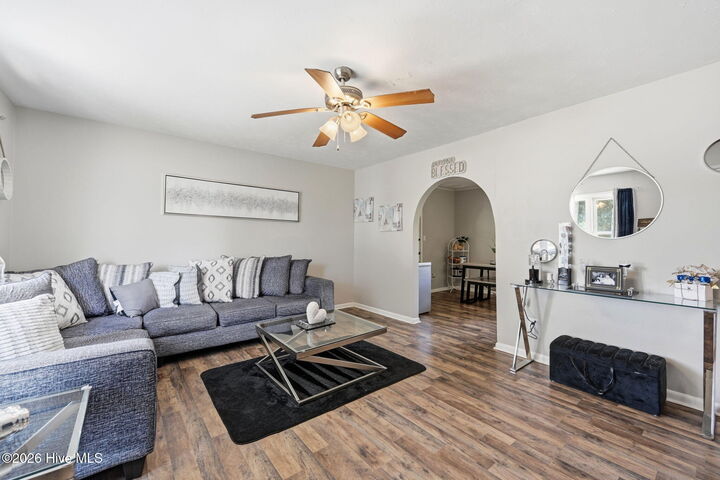 Property Photo:  104 Yorkshire Drive  NC 28546 