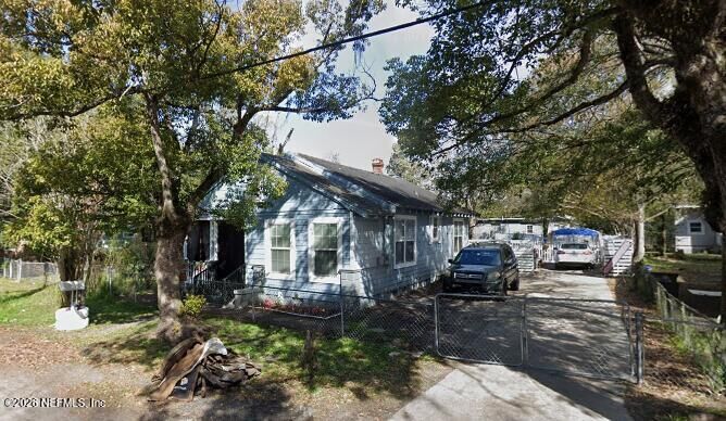 Property Photo:  1519 W 27th Street  FL 32209 