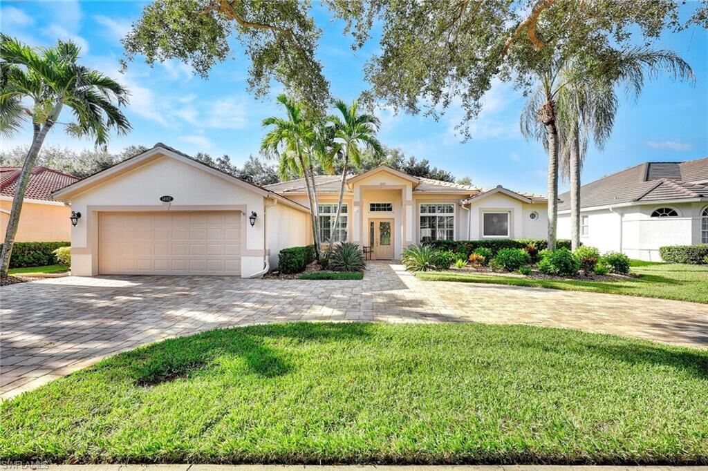 Property Photo: 14912 Indigo Lakes Dr FL 34119