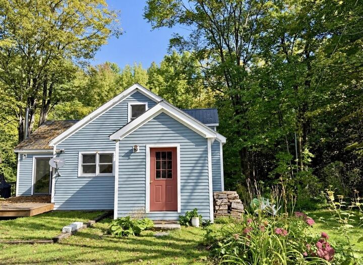 Property Photo: 190 Depot Street VT 05343