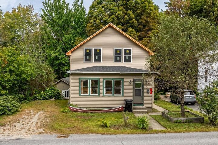 Property Photo:  142 Maple Street  NH 03773 