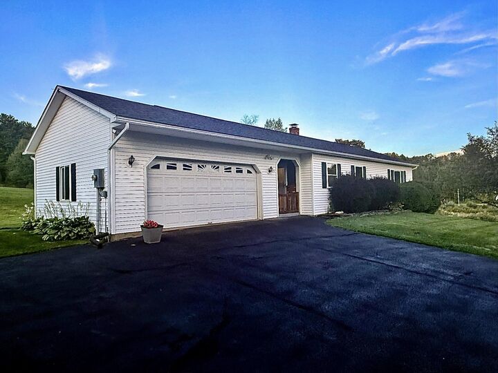 Property Photo: 315 East Cobble Hill Road VT 05641