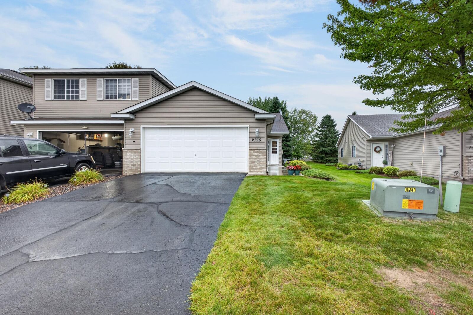 Property Photo:  2155 Cleveland Way S  MN 55008 