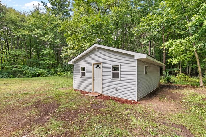 Property Photo:  16201 Evergreen Road  MN 55063 