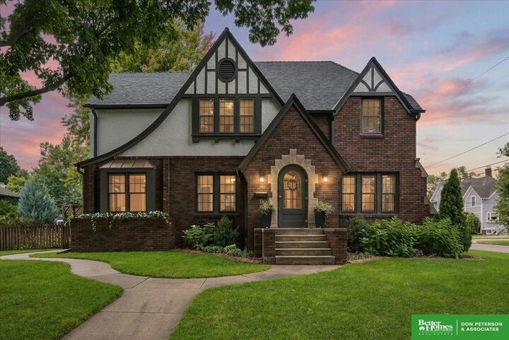 Property Photo:  1149 N I Street  NE 68025 