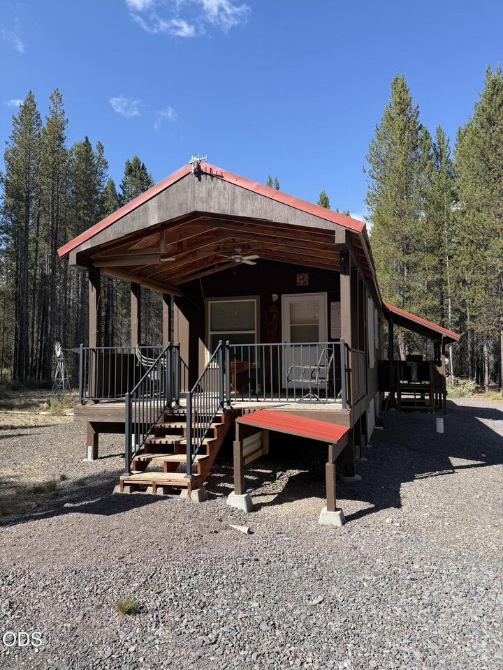 Property Photo: 4426 Panhandle Road OR 97624