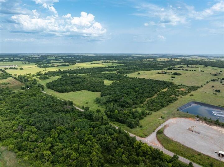 Property Photo:  N E1410 Road  OK 73017 