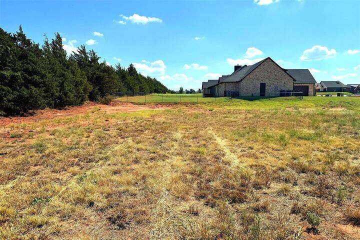 Property Photo:  4580 Raymond Lane  OK 73044 