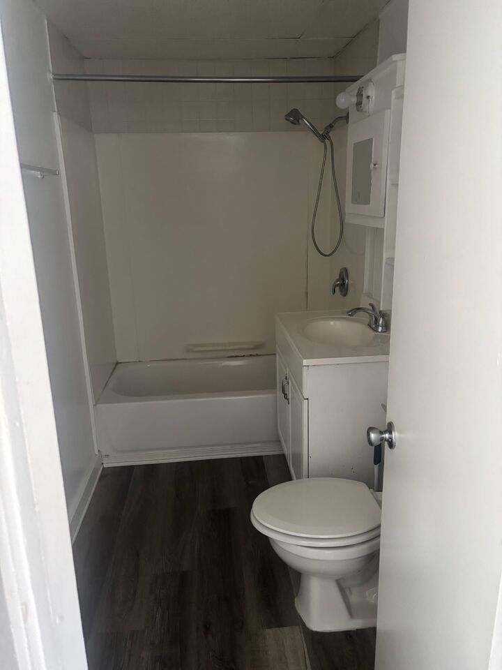 Property Photo:  40 W Broadway #11-RR 589  NH 03038 