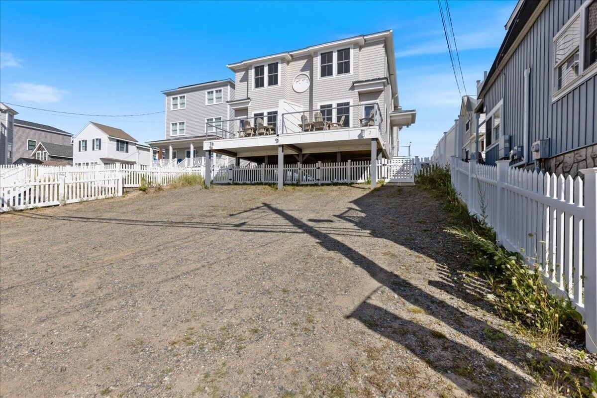 Property Photo:  220 North End Blvd. 2  MA 01952 