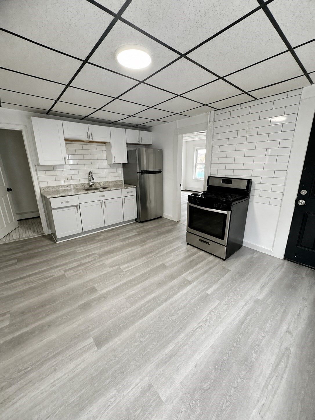 Property Photo:  66 Broadway 2R  MA 01844 