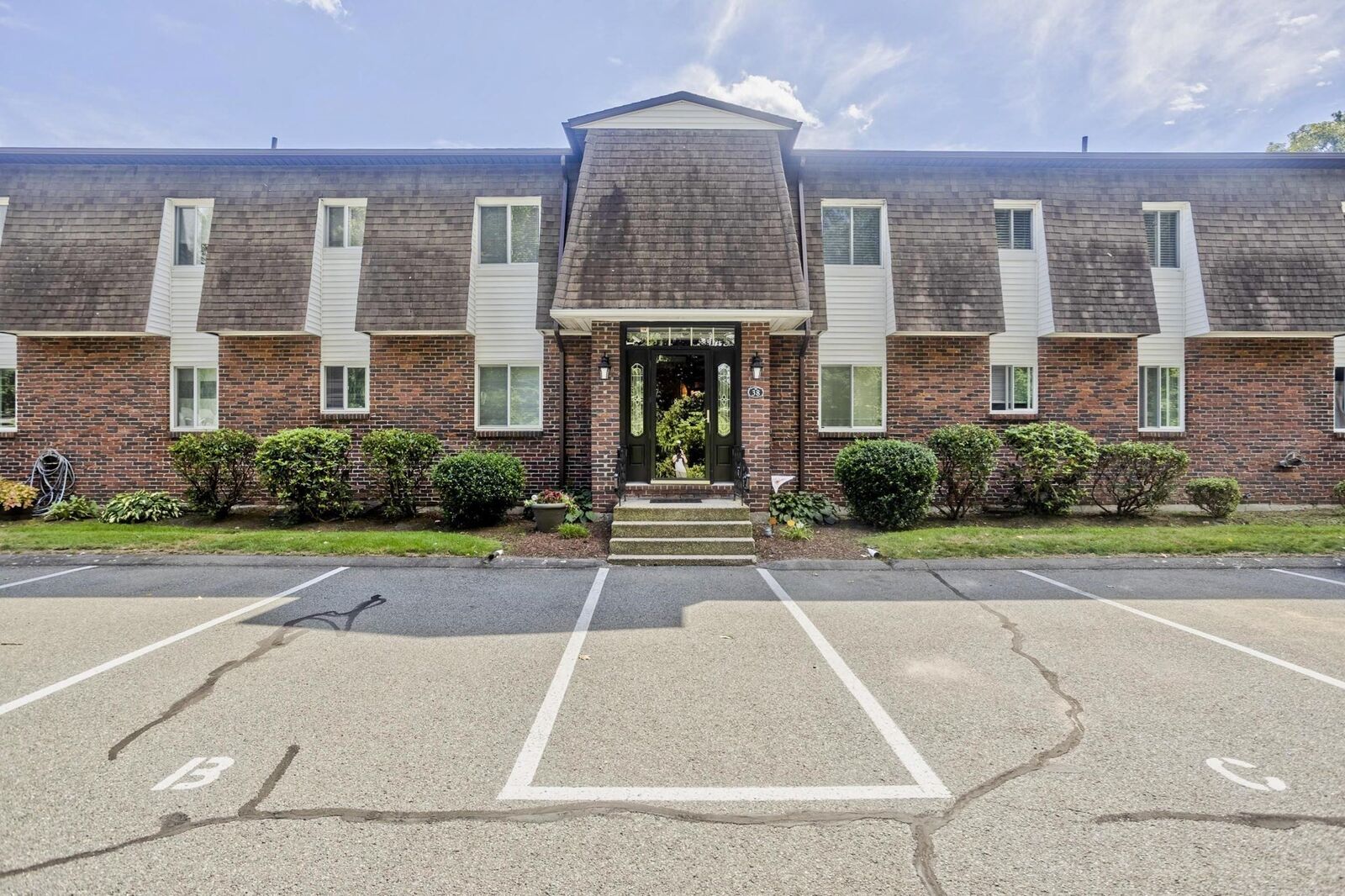 Property Photo: 20 Lawrence Ave 38C MA 01075
