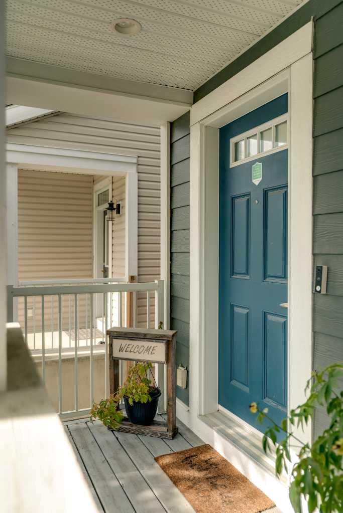 Property Photo:  72 Redstone Common NE  AB T3N 0K1 
