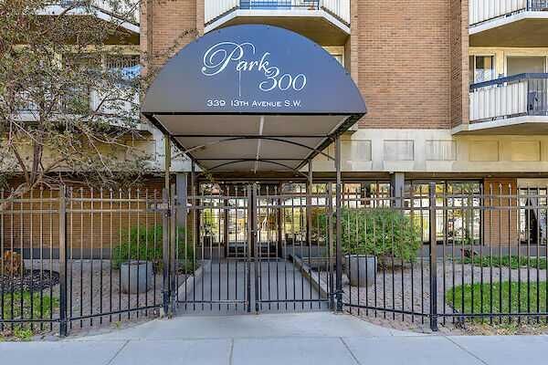 Property Photo:  339 13 Avenue SW 207  AB T2R 0K3 