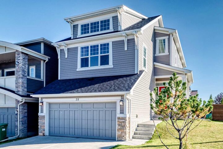 Property Photo:  75 Sage Bluff View NW  AB T3R 0X5 
