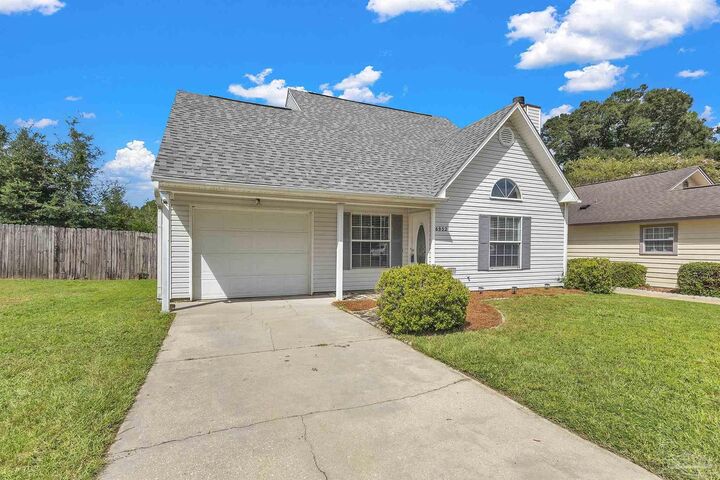 Property Photo:  6952 Weatherwood Pl  FL 32506 