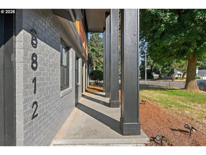 Property Photo:  8812 NE 80th St  WA 98662 