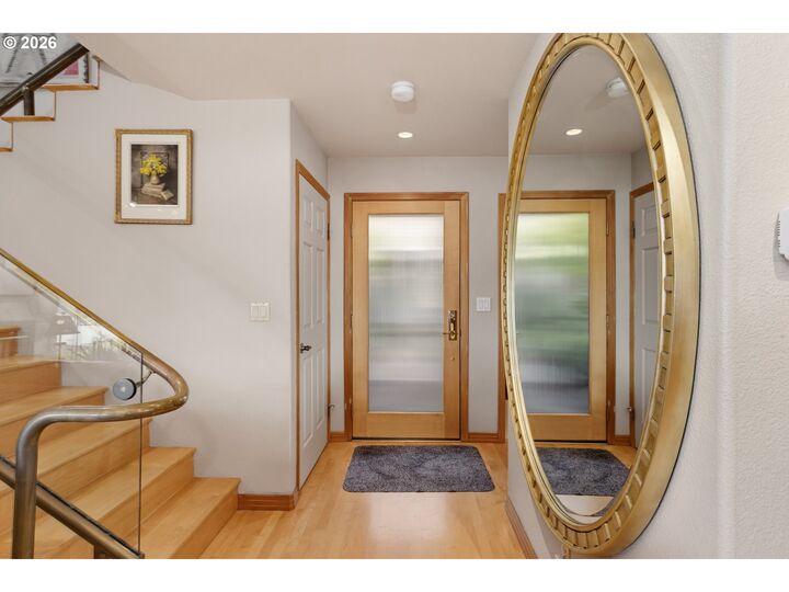 Property Photo:  230 N Hayden Bay Dr  OR 97217 