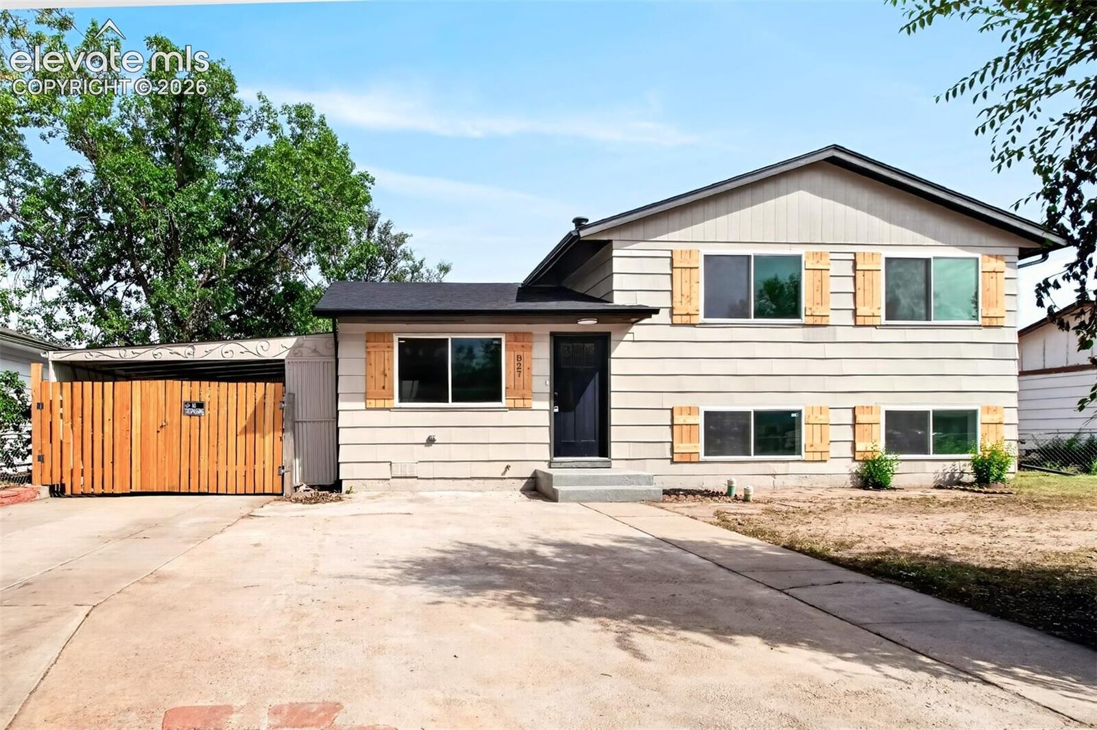 Property Photo:  827 Bryce Drive  CO 80910 