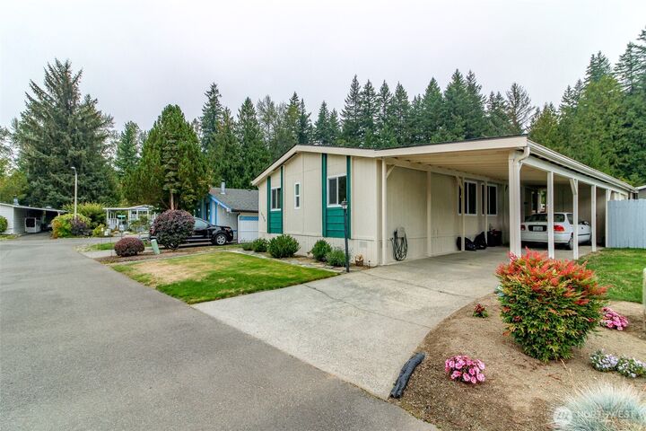 Property Photo: 2309 Estero Avenue WA 98022