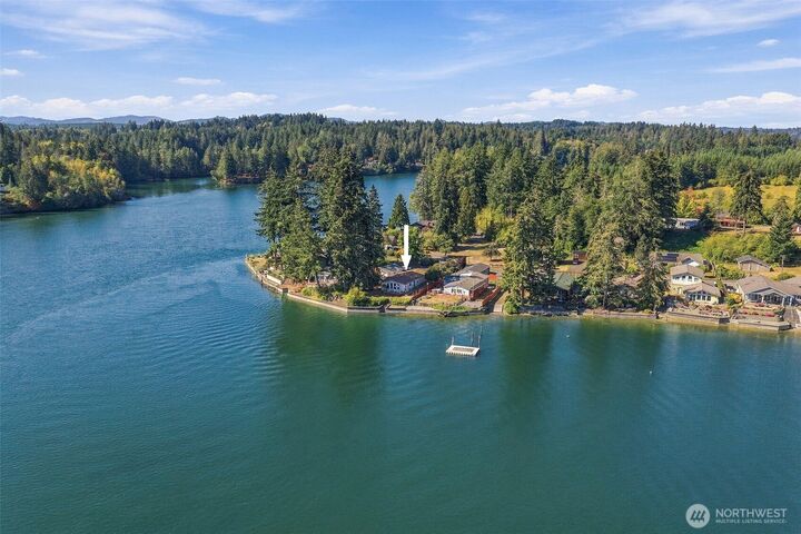 Property Photo:  1233 E Libby Road  WA 98584 