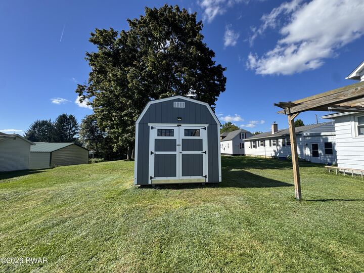 Property Photo:  430 Foster Street  PA 18642 
